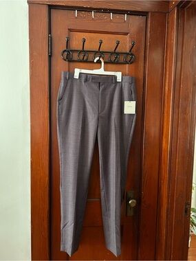 CK Men’s 36x34 slim fit dress pant